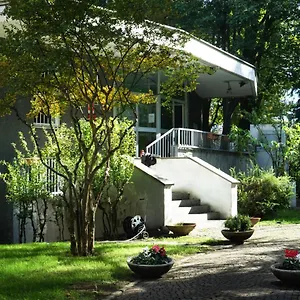  Albergue Hi!